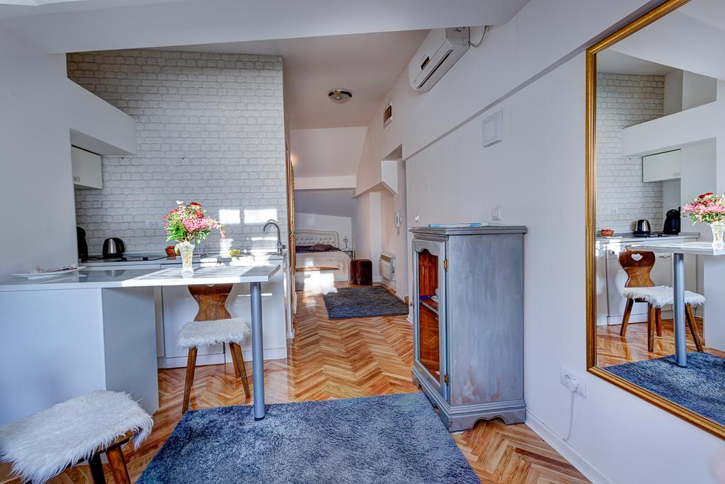 Apartments Selfie Belgrade Central Exterior photo
